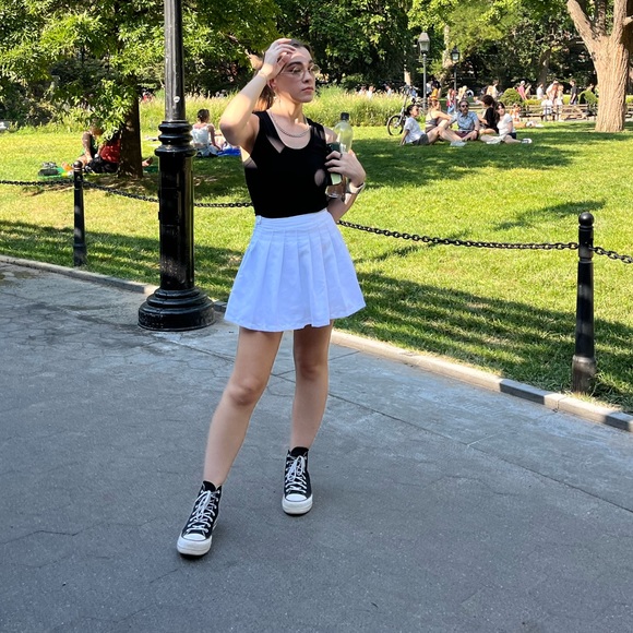 Meet your Posher, Meg - Picture 3 of 9